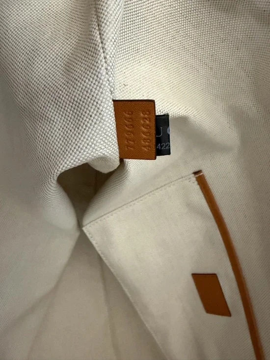 Gucci Beige Straw Tote Bag with Leather Handles - Picture 12 of 13